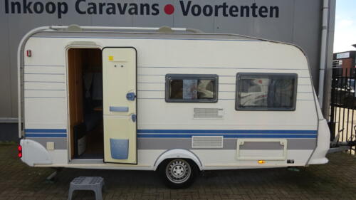 HOBBY de LUXE 440 SF 2002 - Afbeelding 2