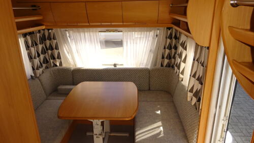 CHATEAU CANTARA Comfort Traveller 520 2004 VRIJSTAAND BED - Afbeelding 19