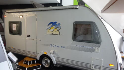 KNAUS SUDWIND 450 FU Premium Line 2008