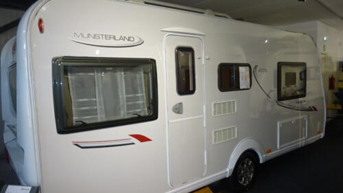 LMC Musica 470 E 2012 MOVER DAK AIRCO VOORTENT